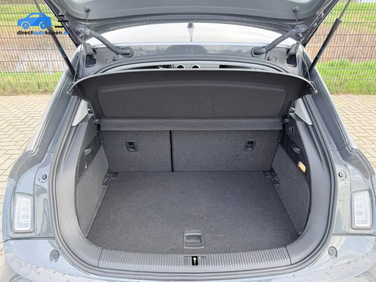 1.0 TFSI | NAVI | Airco | PDC | 17"LMV
