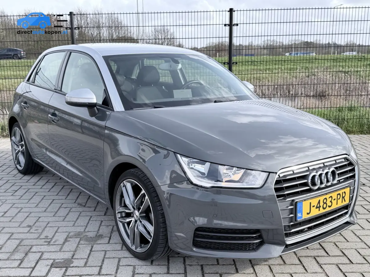 1.0 TFSI | NAVI | Airco | PDC | 17"LMV