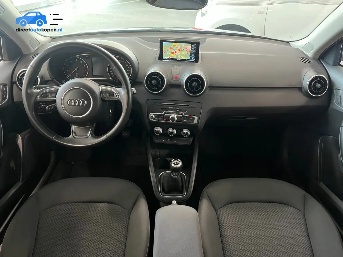 1.0 TFSI | NAVI | Airco | PDC | 17"LMV