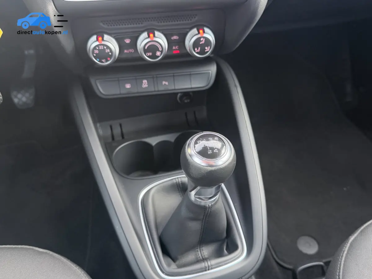 1.0 TFSI | NAVI | Airco | PDC | 17"LMV