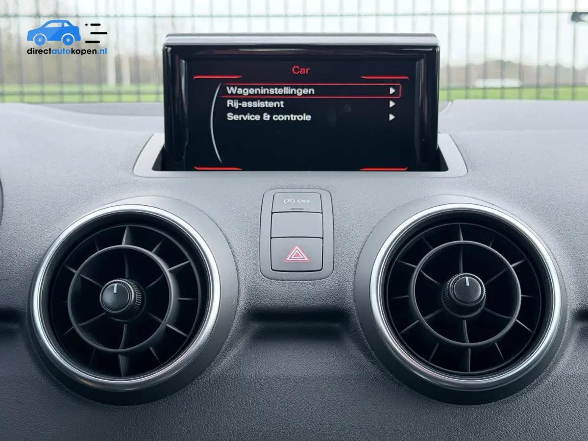 1.0 TFSI | NAVI | Airco | PDC | 17"LMV