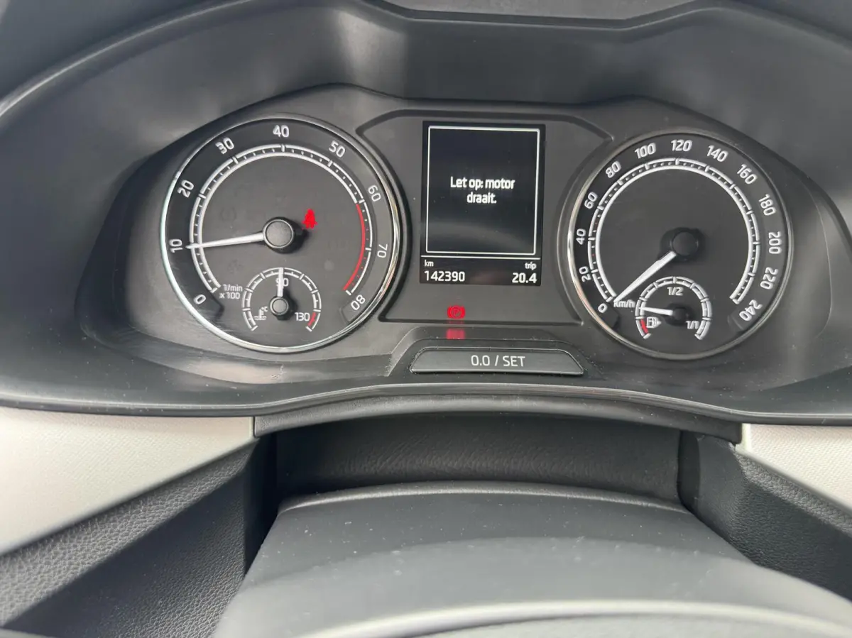 1.0 TSI Active 5 drs Apple carplay