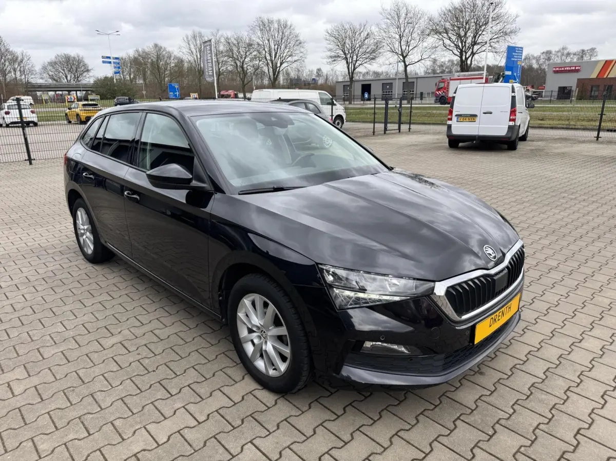 1.0 TSI Active 5 drs Apple carplay