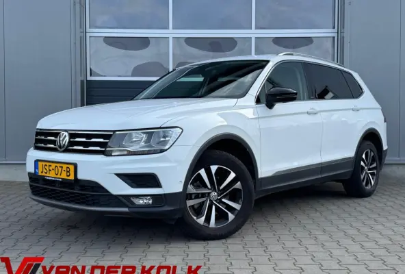 1.5 TSI Comfortline 7 Persoons | Digital Cockpit | 360 Camera | Adaptive Cruise | Navigatie | Climate