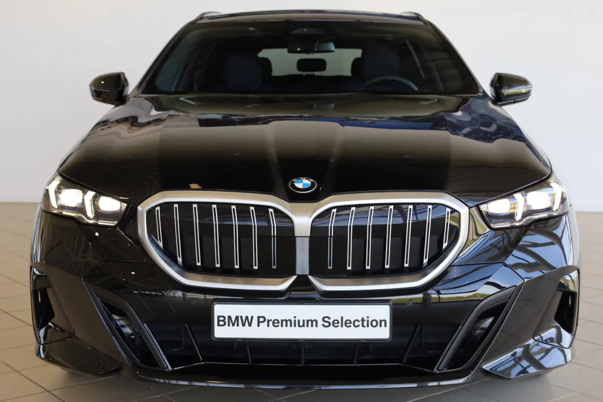 520i | M Sportpakket | Driving Assistant Plus | Harman/Kardon | Trekhaak