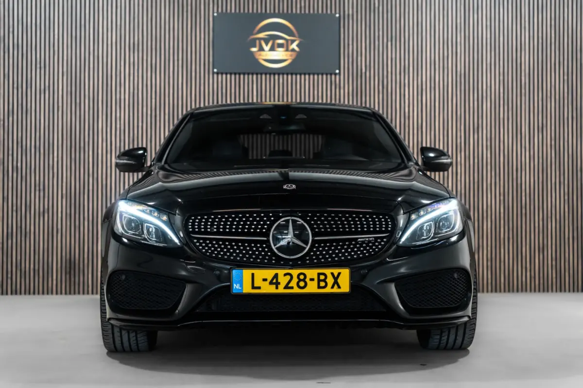 300 Prestige Full Option Pano Camera Leder PDC