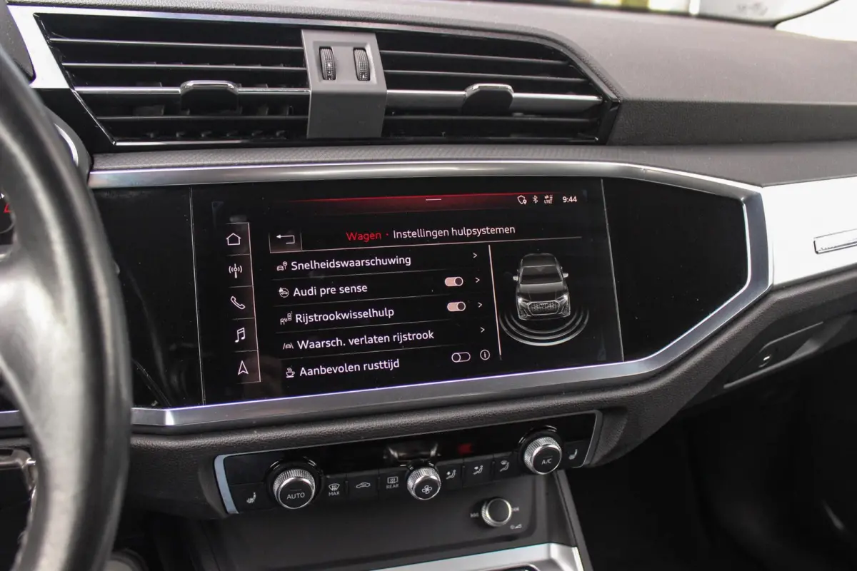 35 TDI Pro Line S | S-line | Apple Carplay | Achteruitrijcamera | Virtual Cockpit | Rijstrooksensor | Cruise control | Trekhaak | MMI Navigatie | Leer | Parkeer assistent