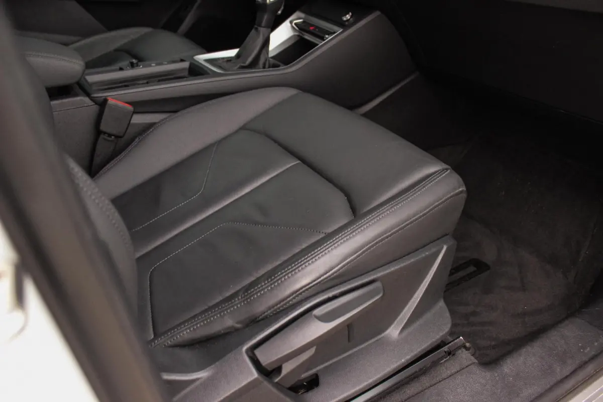 35 TDI Pro Line S | S-line | Apple Carplay | Achteruitrijcamera | Virtual Cockpit | Rijstrooksensor | Cruise control | Trekhaak | MMI Navigatie | Leer | Parkeer assistent