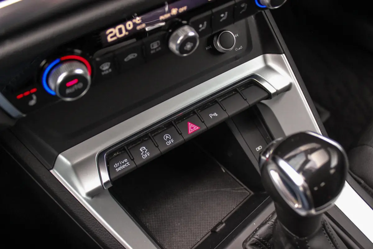 35 TDI Pro Line S | S-line | Apple Carplay | Achteruitrijcamera | Virtual Cockpit | Rijstrooksensor | Cruise control | Trekhaak | MMI Navigatie | Leer | Parkeer assistent