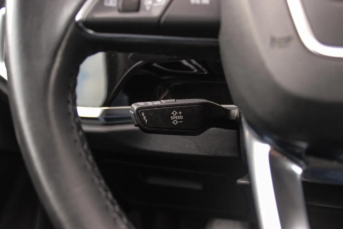 35 TDI Pro Line S | S-line | Apple Carplay | Achteruitrijcamera | Virtual Cockpit | Rijstrooksensor | Cruise control | Trekhaak | MMI Navigatie | Leer | Parkeer assistent