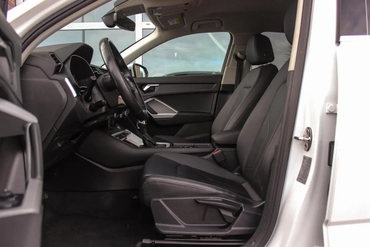 35 TDI Pro Line S | S-line | Apple Carplay | Achteruitrijcamera | Virtual Cockpit | Rijstrooksensor | Cruise control | Trekhaak | MMI Navigatie | Leer | Parkeer assistent