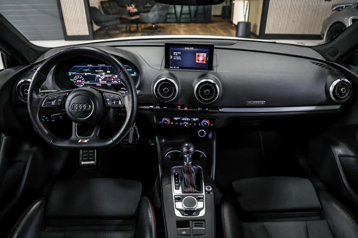 2.0 TFSI S3 quattro 53000 KM VIRTUAL ECC NAVIGATIE DAB.