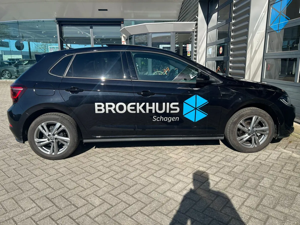 1.0 TSI 95 pk R-Line Business | Elektrische panoramadak | Achteruitrijcamera | Apple carplay |