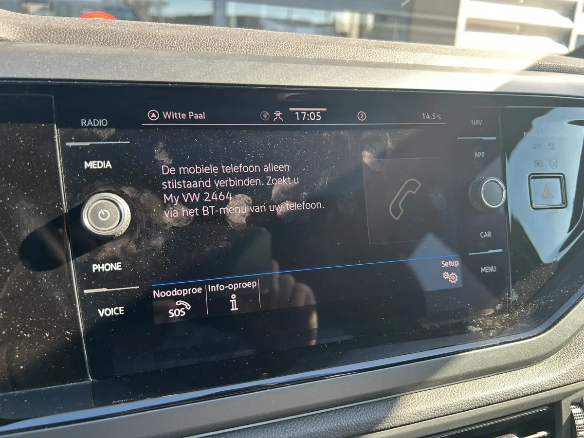 1.0 TSI 95 pk R-Line Business | Elektrische panoramadak | Achteruitrijcamera | Apple carplay |