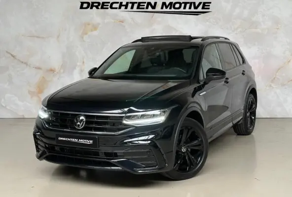 1.5 TSI R-Line / Pano / Camera /
