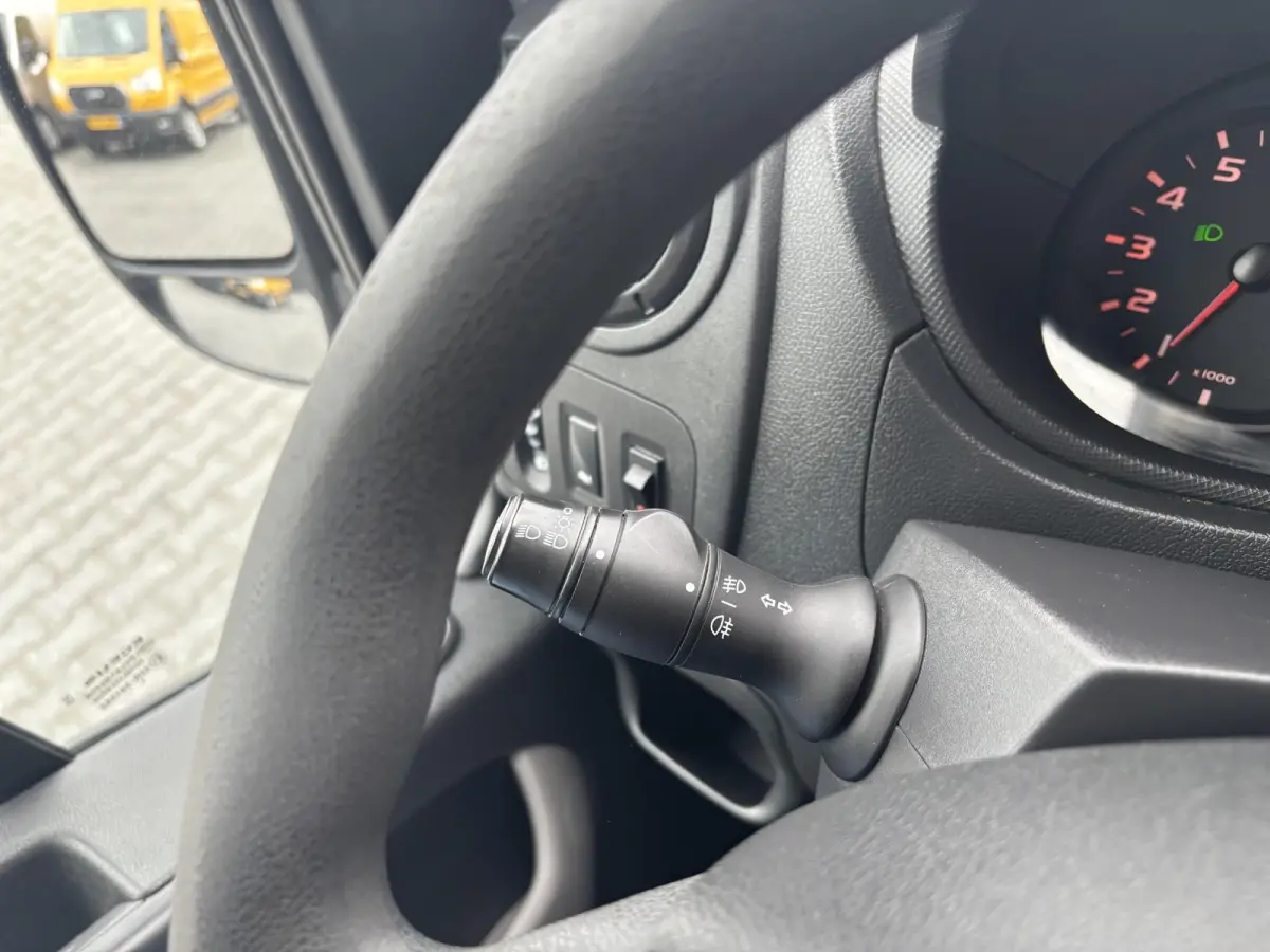 2.3 dCi L2H2*A/C*CRUISE*NAVI*HAAK*CAM*IMPERIAAL*