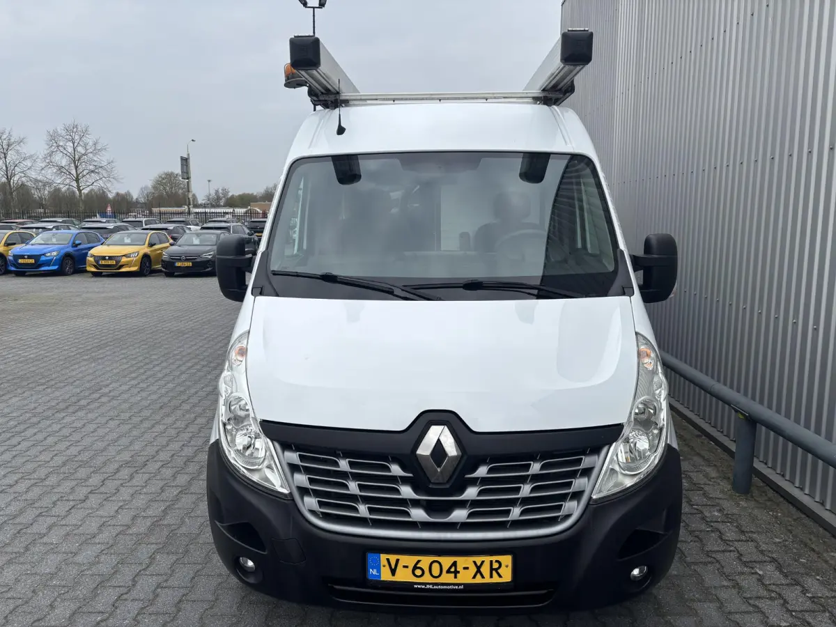 2.3 dCi L2H2*A/C*CRUISE*NAVI*HAAK*CAM*IMPERIAAL*