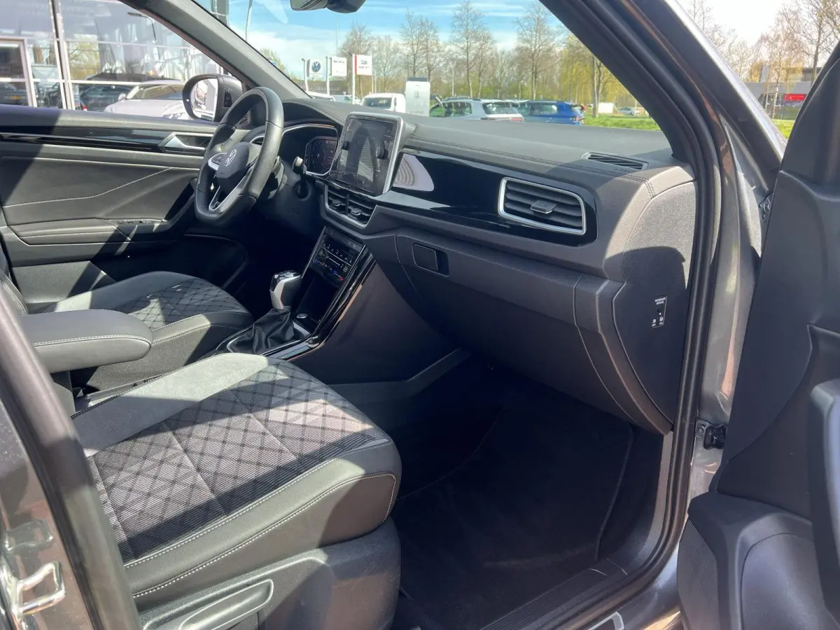 1.5 TSI R-Line | 150Pk | Stoelverwarming | Automaat | A.Camera | IQ.Drive |