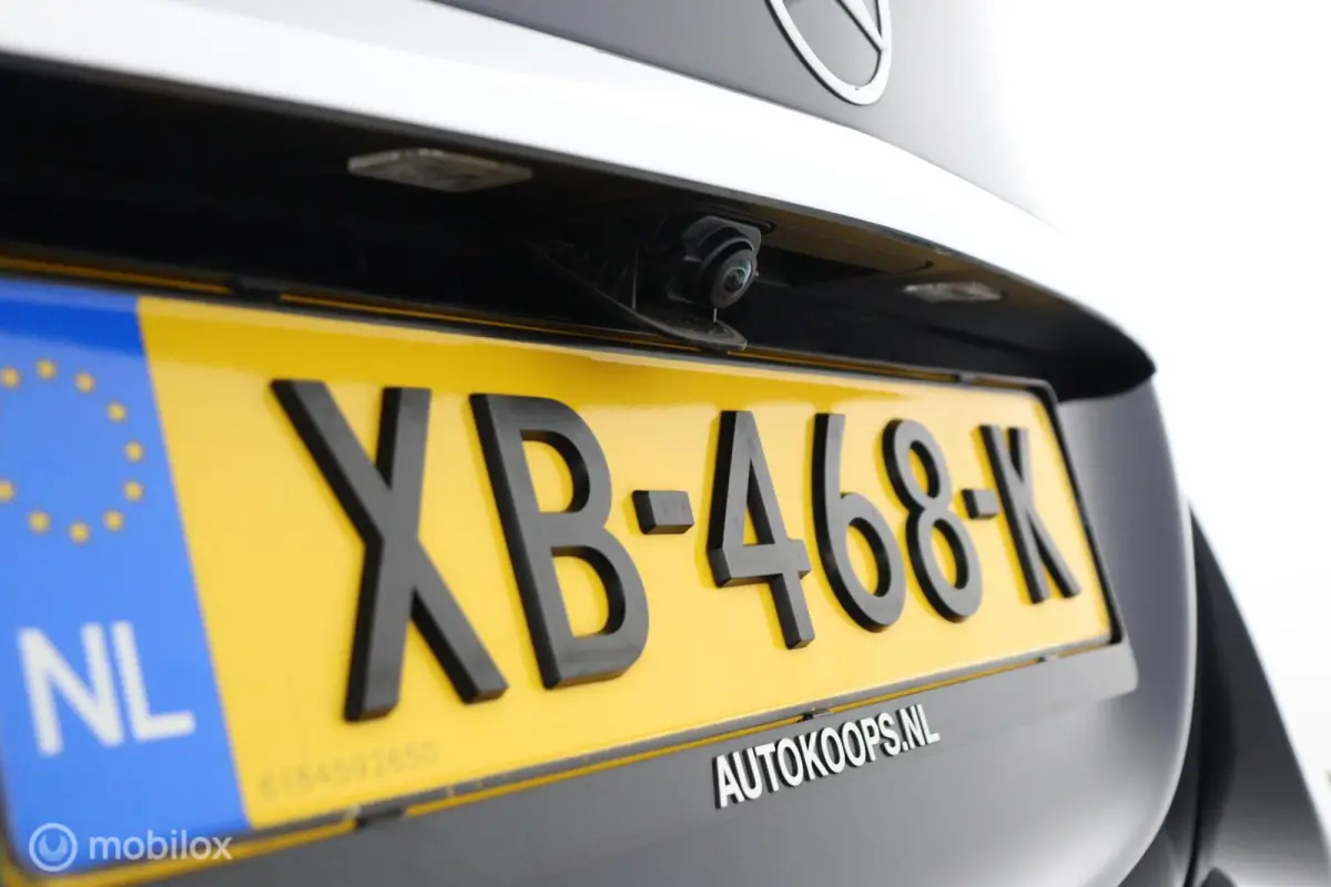 180 Business Solution AMG-Line 157 PK | Facelift model | Automaat | Digitale tellers | 360 camera | DEALER-STAAT |