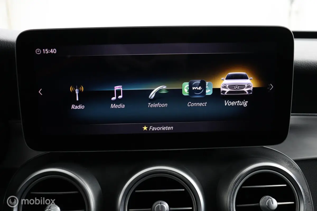 180 Business Solution AMG-Line 157 PK | Facelift model | Automaat | Digitale tellers | 360 camera | DEALER-STAAT |