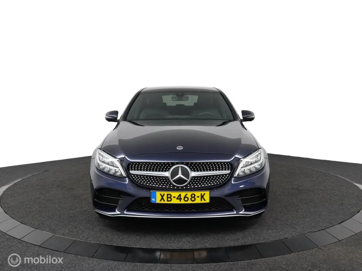 180 Business Solution AMG-Line 157 PK | Facelift model | Automaat | Digitale tellers | 360 camera | DEALER-STAAT |