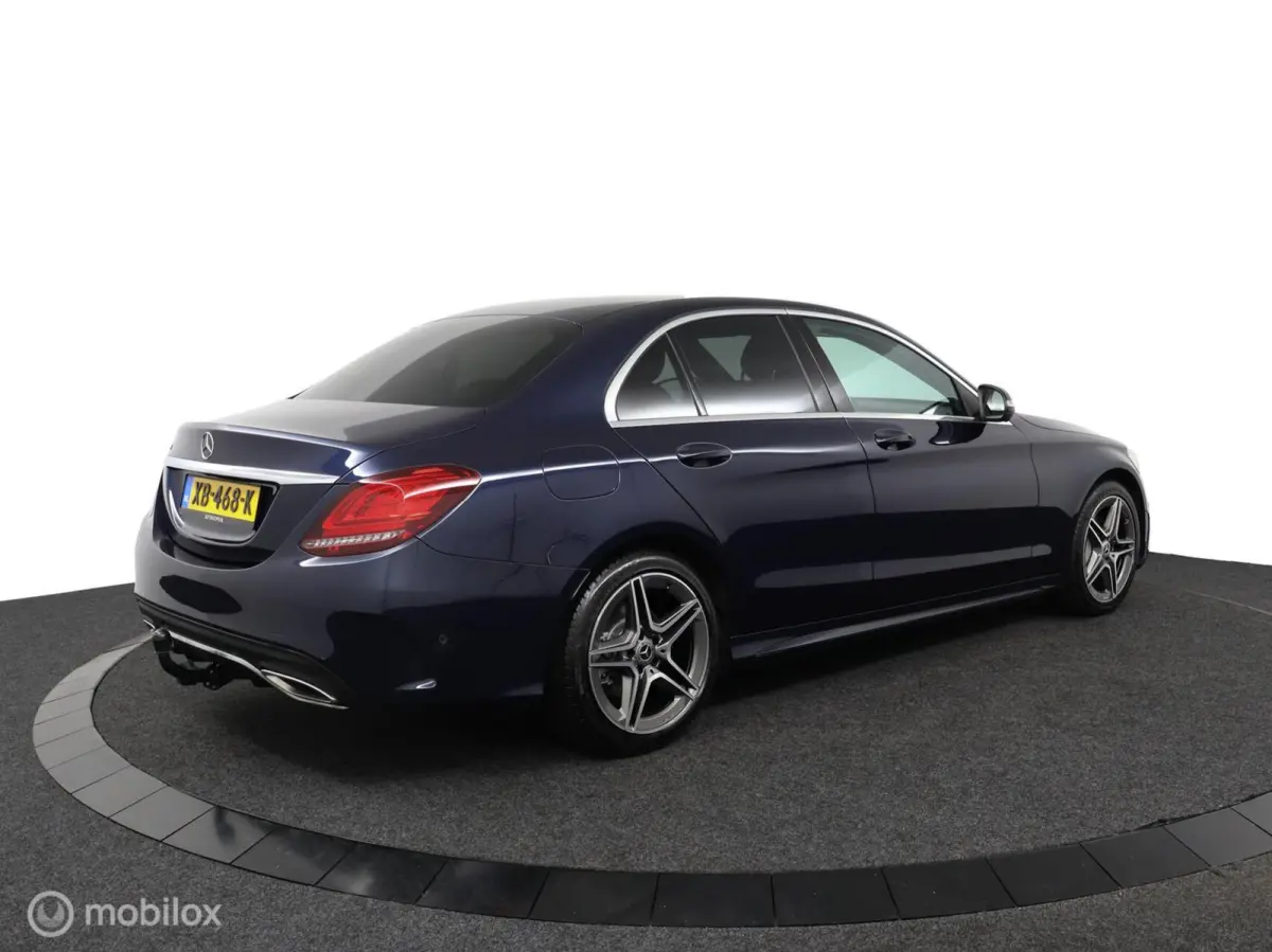 180 Business Solution AMG-Line 157 PK | Facelift model | Automaat | Digitale tellers | 360 camera | DEALER-STAAT |