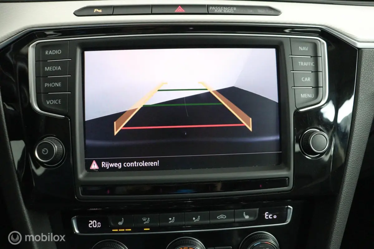 Sedan 1.4 TSI GTE Highline 218 PK Plug-in hybride | 78,7% SOH | Elec. stoelen met verwarming | Trekhaak afneembaar | Adaptieve cruise controle | PDC | 17LMV | DEALER-STAAT