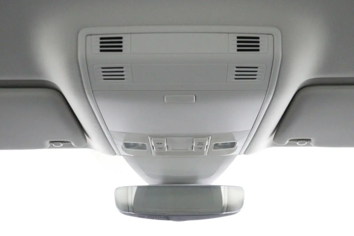 Sedan 1.4 TSI GTE Highline 218 PK Plug-in hybride | 78,7% SOH | Elec. stoelen met verwarming | Trekhaak afneembaar | Adaptieve cruise controle | PDC | 17LMV | DEALER-STAAT