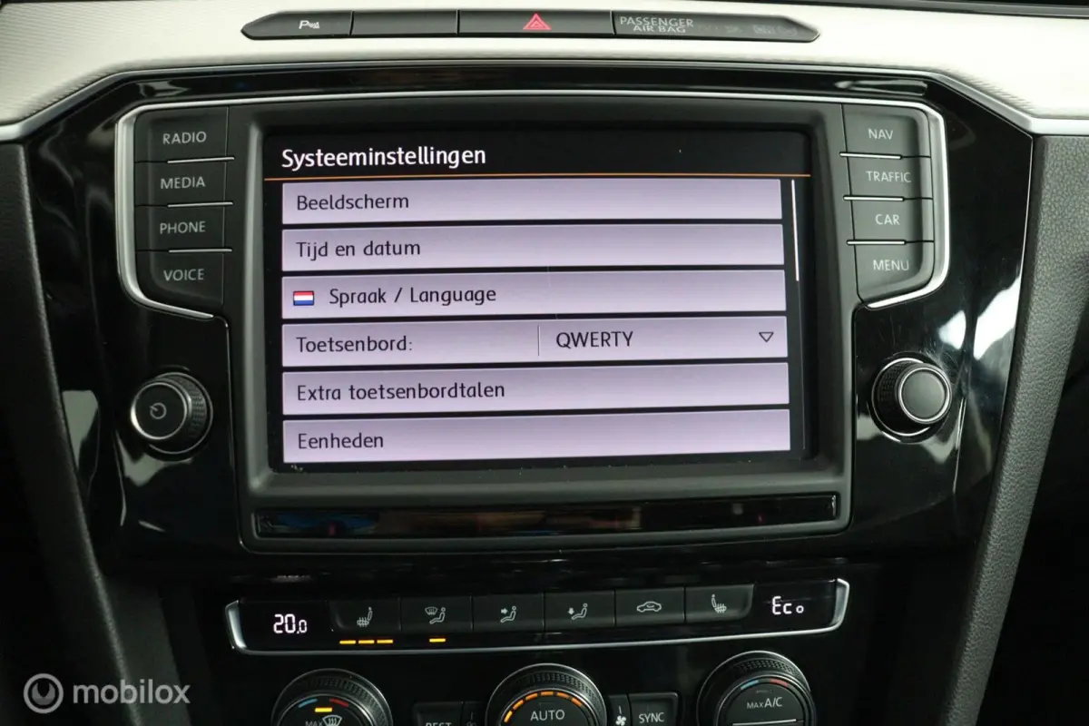 Sedan 1.4 TSI GTE Highline 218 PK Plug-in hybride | 78,7% SOH | Elec. stoelen met verwarming | Trekhaak afneembaar | Adaptieve cruise controle | PDC | 17LMV | DEALER-STAAT