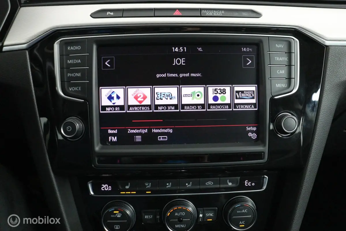 Sedan 1.4 TSI GTE Highline 218 PK Plug-in hybride | 78,7% SOH | Elec. stoelen met verwarming | Trekhaak afneembaar | Adaptieve cruise controle | PDC | 17LMV | DEALER-STAAT