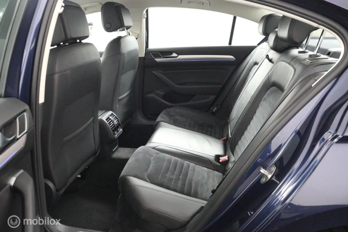 Sedan 1.4 TSI GTE Highline 218 PK Plug-in hybride | 78,7% SOH | Elec. stoelen met verwarming | Trekhaak afneembaar | Adaptieve cruise controle | PDC | 17LMV | DEALER-STAAT