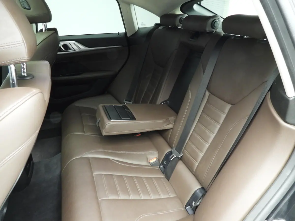 430i | LED | Leder | Navigatie | Schuifdak | Sportstoelen | Stoelverwarming | DAB | Hifi speakers | Alu 18 inch