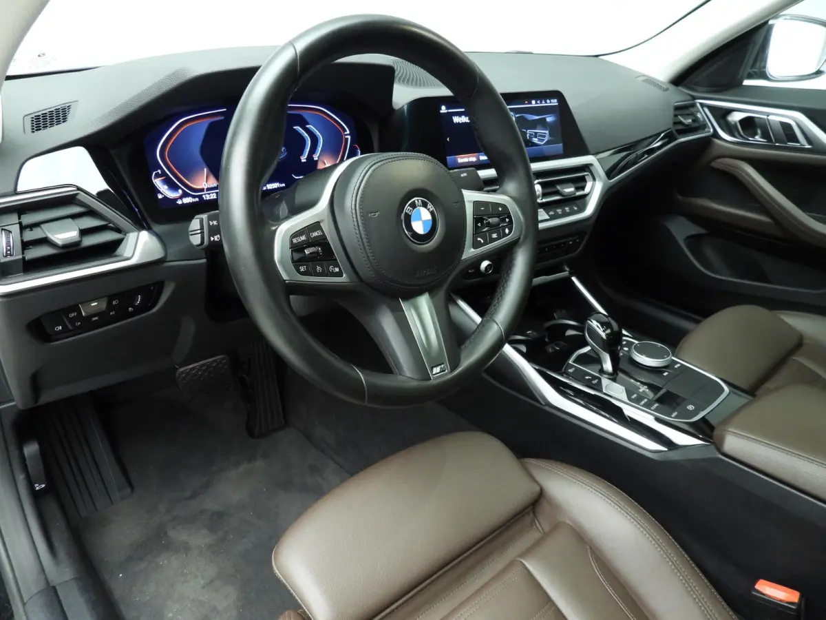 430i | LED | Leder | Navigatie | Schuifdak | Sportstoelen | Stoelverwarming | DAB | Hifi speakers | Alu 18 inch