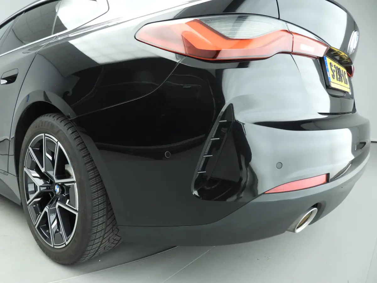 430i | LED | Leder | Navigatie | Schuifdak | Sportstoelen | Stoelverwarming | DAB | Hifi speakers | Alu 18 inch