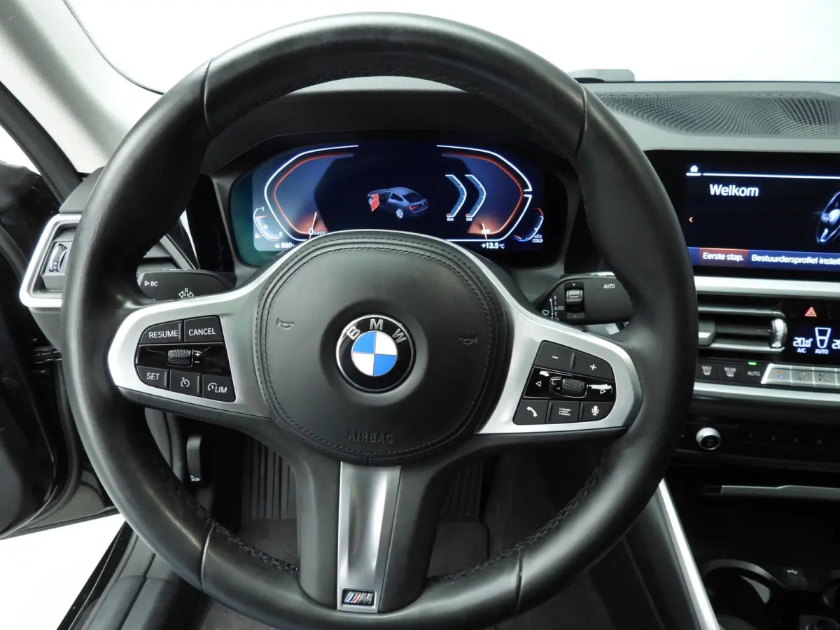 430i | LED | Leder | Navigatie | Schuifdak | Sportstoelen | Stoelverwarming | DAB | Hifi speakers | Alu 18 inch