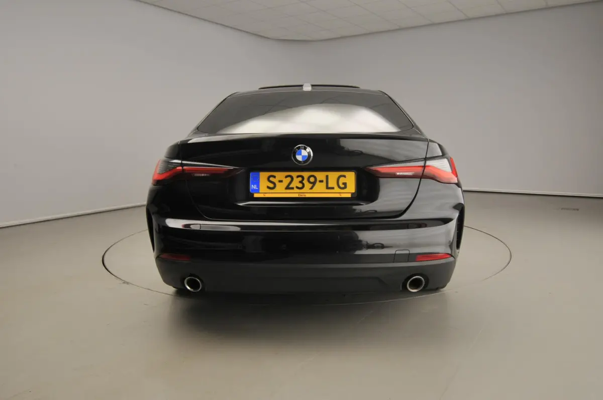 430i | LED | Leder | Navigatie | Schuifdak | Sportstoelen | Stoelverwarming | DAB | Hifi speakers | Alu 18 inch