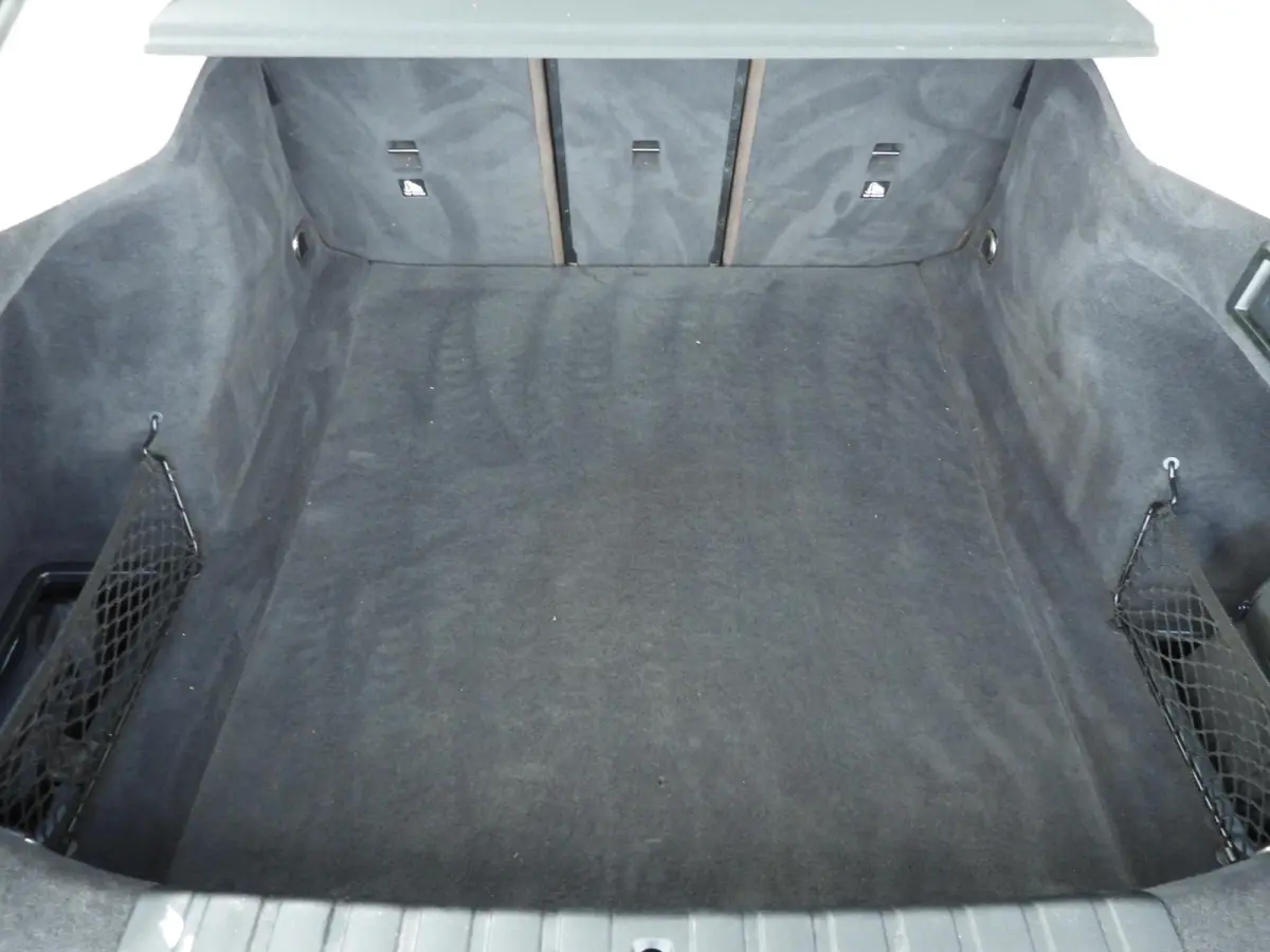 430i | LED | Leder | Navigatie | Schuifdak | Sportstoelen | Stoelverwarming | DAB | Hifi speakers | Alu 18 inch
