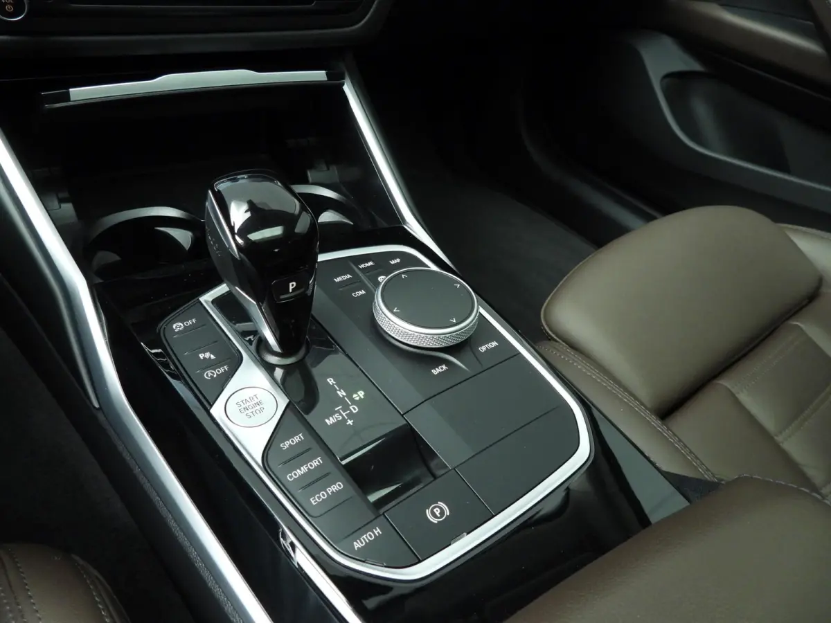430i | LED | Leder | Navigatie | Schuifdak | Sportstoelen | Stoelverwarming | DAB | Hifi speakers | Alu 18 inch