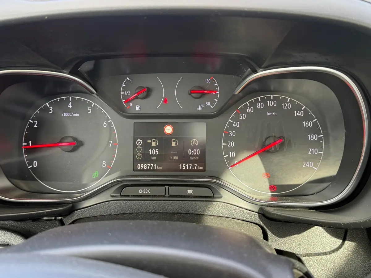 1.2 Turbo / head up / panoramadak / alle optie's