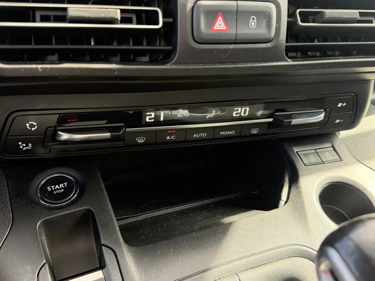 1.2 Turbo / head up / panoramadak / alle optie's