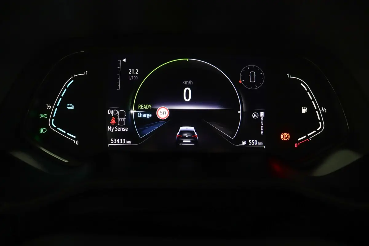 E-Tech Hybrid 140 R.S. Line | Parkeercamera | Navigatie | Climate Control |