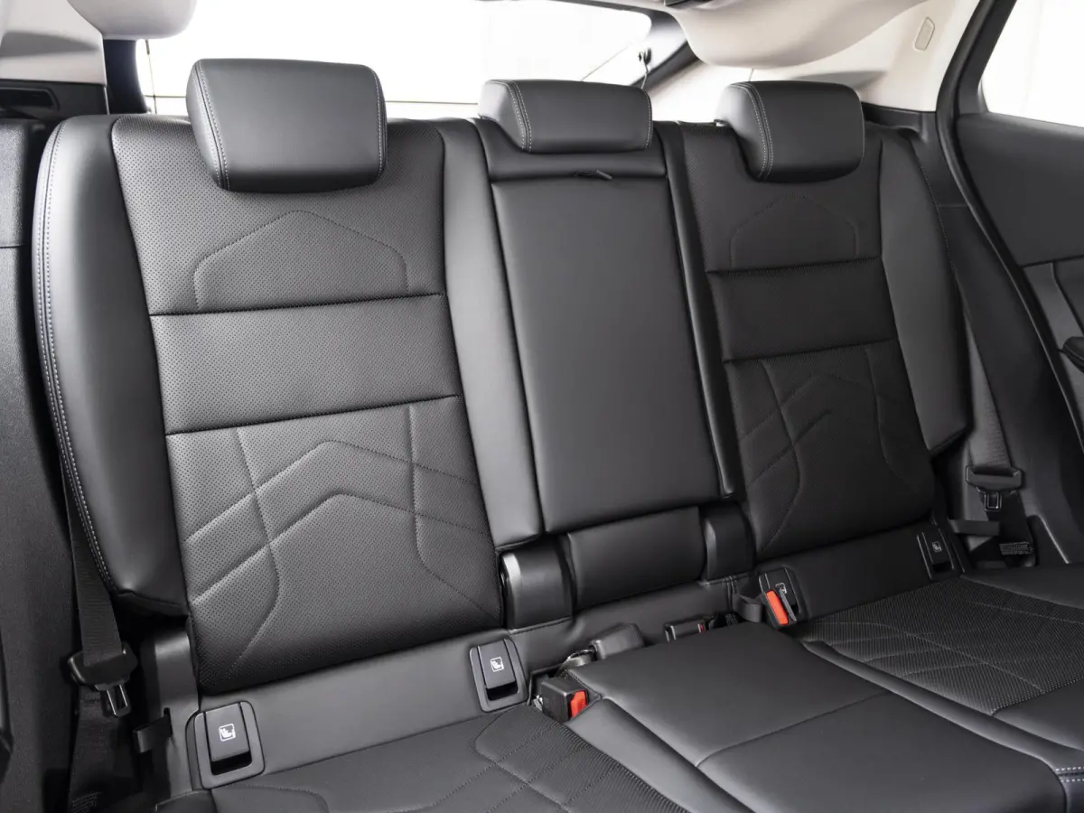 sDrive20i | Equipment Pack | Comfort Pack