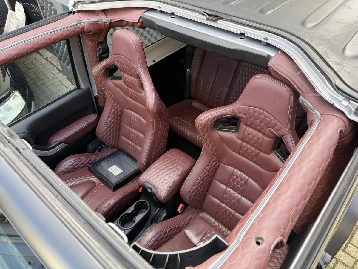 3.6 Sahara Chelsea uitvoering Cabrio Trekhaak afneembaar