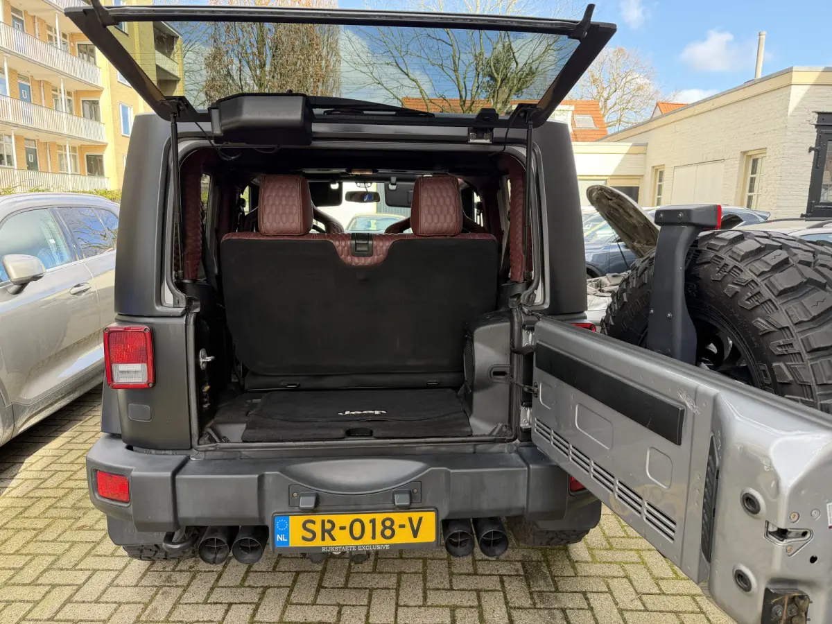 3.6 Sahara Chelsea uitvoering Cabrio Trekhaak afneembaar