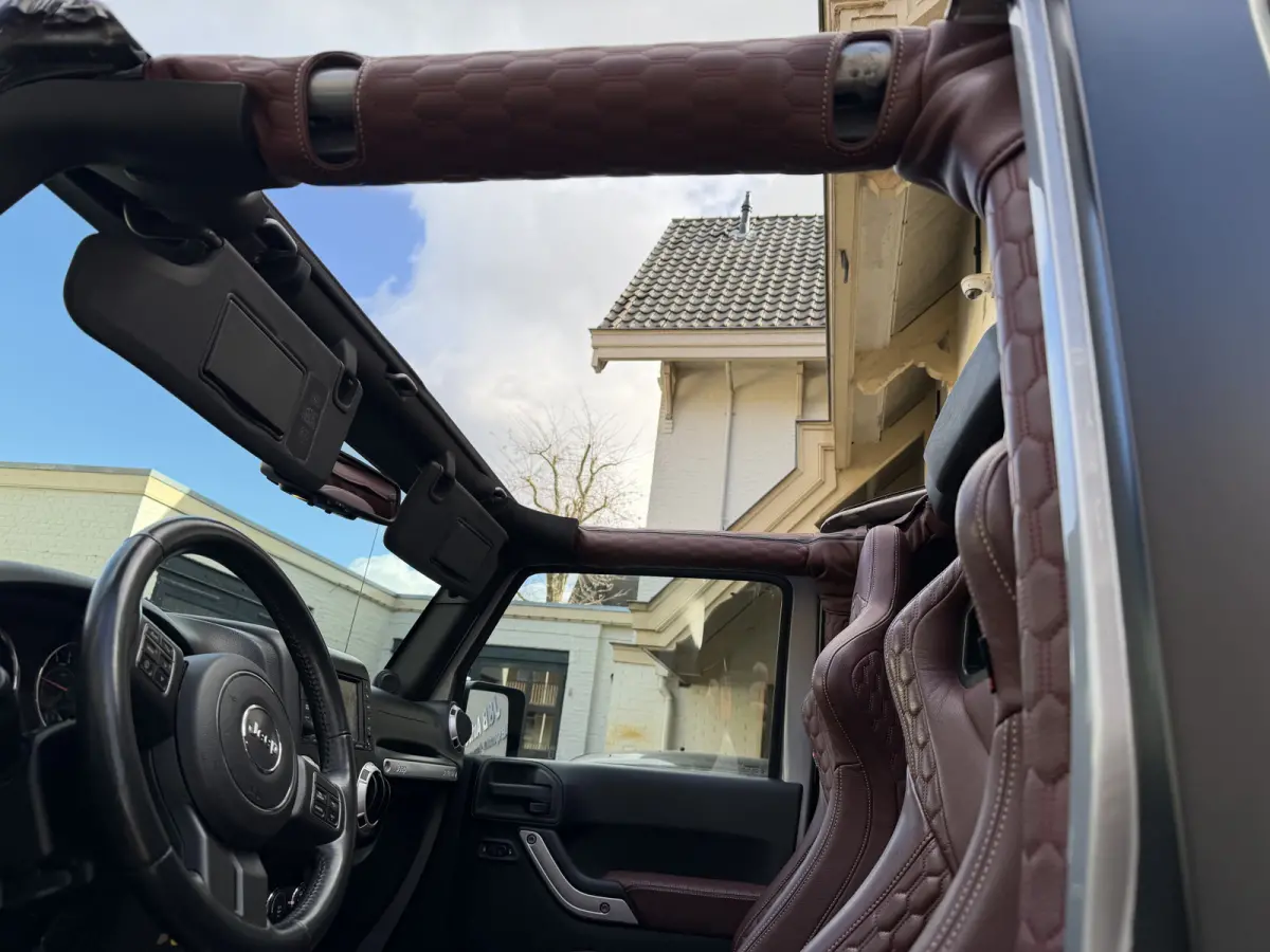 3.6 Sahara Chelsea uitvoering Cabrio Trekhaak afneembaar