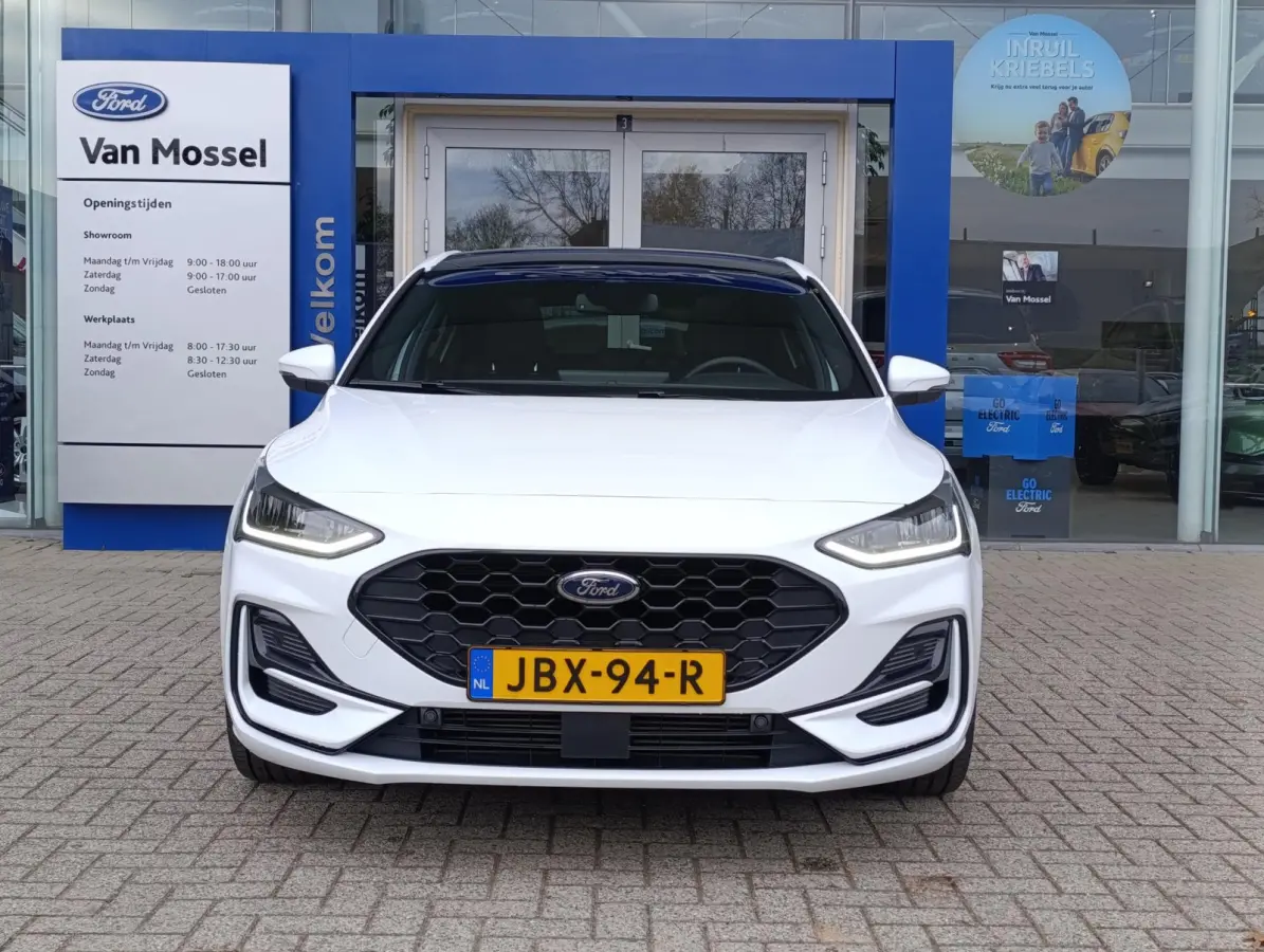 1.0 EcoBoost Hybrid ST Line X Panorama dak| Leder | Adaptieve Cruise | Dodehoeksensoren | Stoel/stuur stoelverwarming | 18-Inch | Elek. stoelen
