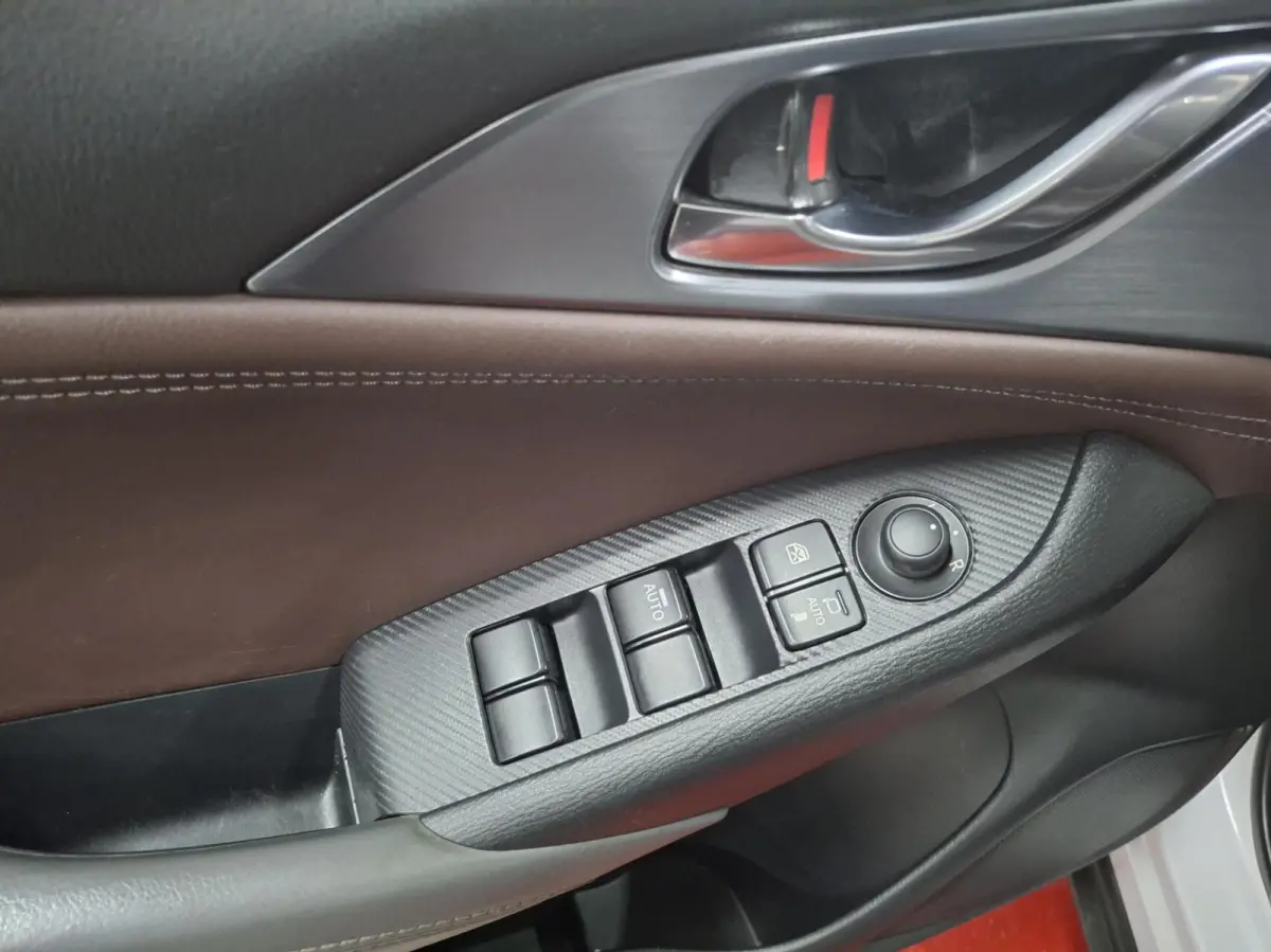 2.0 SkyActiv-G 120 GT-Luxury