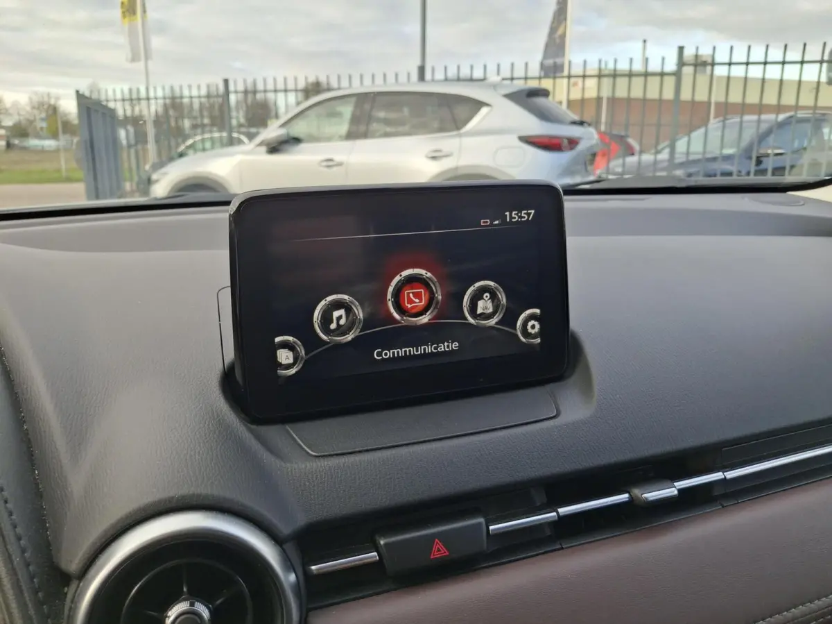 2.0 SkyActiv-G 120 GT-Luxury