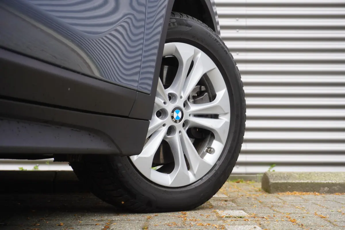 xDrive25e High Executive | Parking Pack | Glazen panoramadak | Trekhaak met afneembare kogel | Achteruitrijcamera | Elektrisch verwarmde voorstoelen