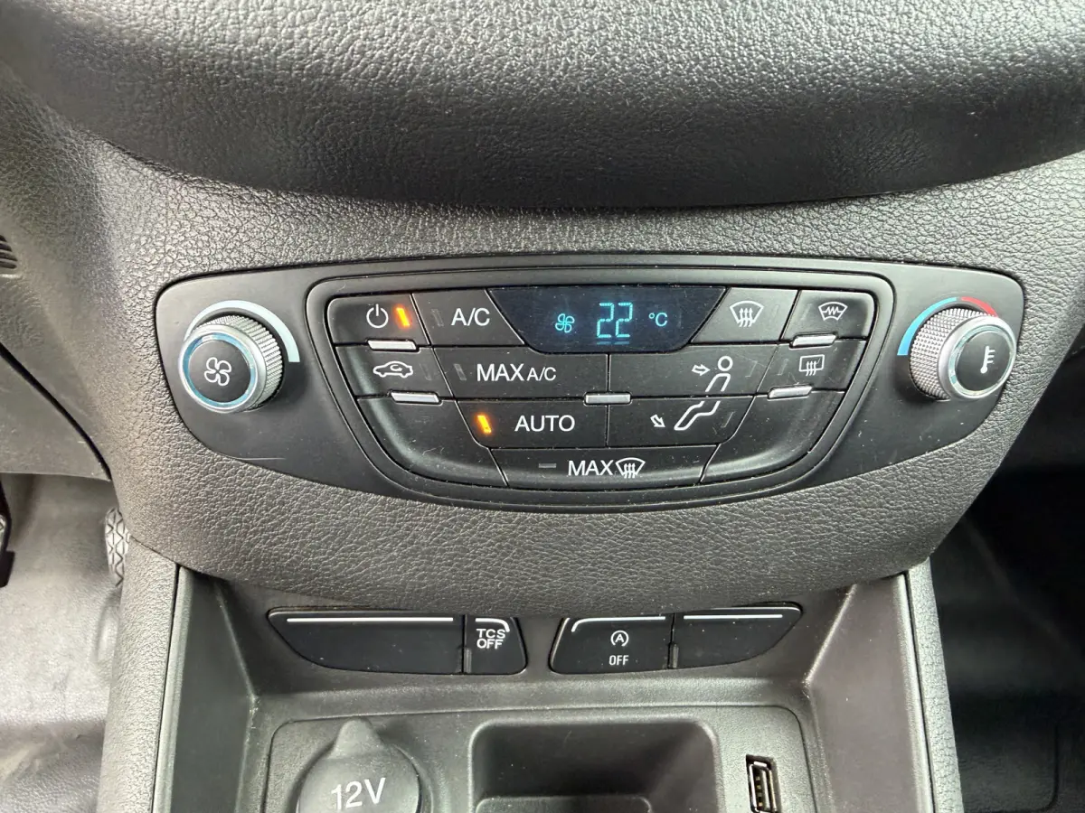 1.0 100PK Euro 6 Ambiente Start&Stop Climate Control/pdc/